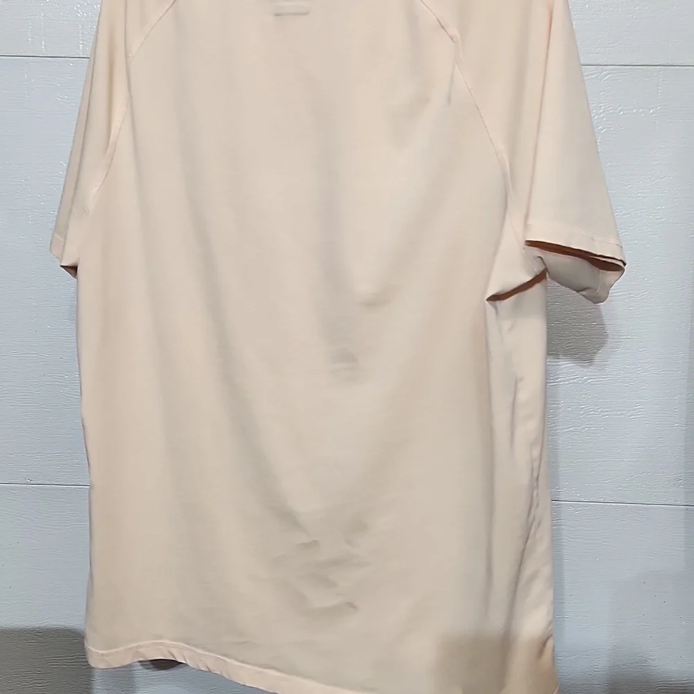 Carhartt Tshirt - Picture 6 of 6